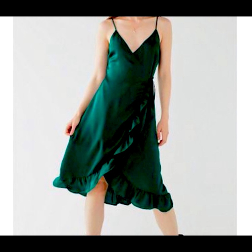 NWT Hunter Green Satin Ruffle Wrap Dress